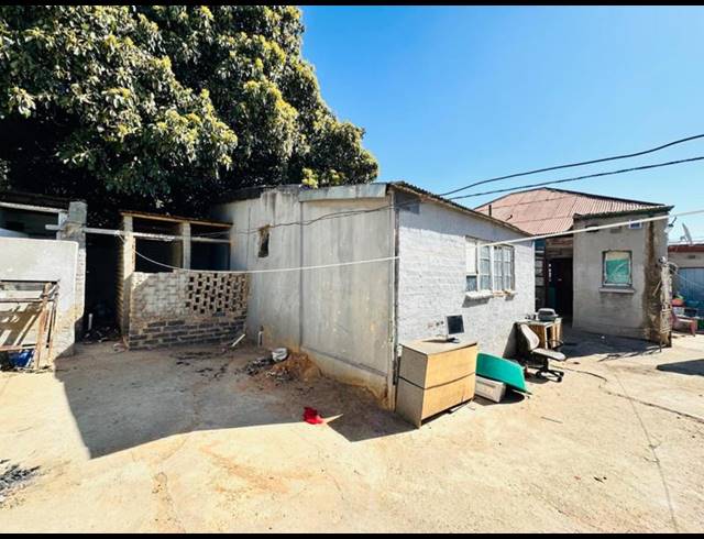 7 BEDROOM HOUSE FOR SALE IN BENONI CENTRAL